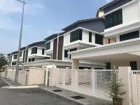 Pearl Residences Sleep 27 Hotels in Batu Ferringhi