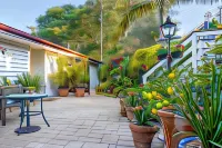 Avocado Sunset Bed & Breakfast Hotels in Mount Tamborine