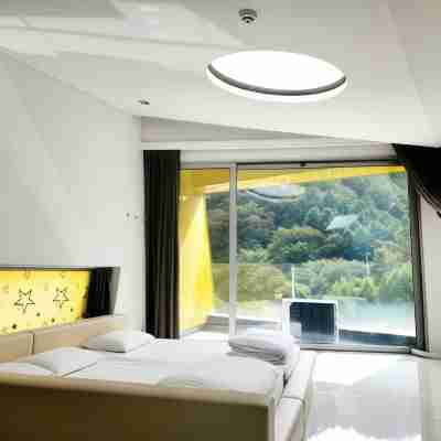 Gapyeong Telem Pool Villa Rooms