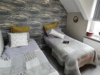 Newly Refurbished 2nd Floor Apartment Lil Nauti