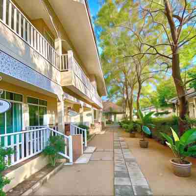 루언 마이홈 리버사이드 코티지 Hotel Exterior