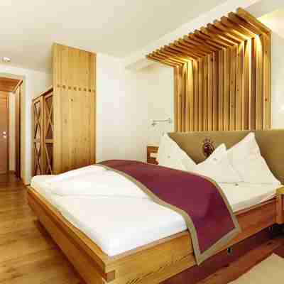 Hotel Goldener Adler Rooms