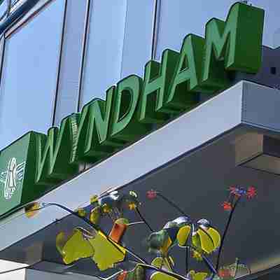 Wyndham Garden Winnipeg Airport Hotel Exterior