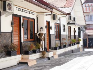 Lima's Hotel Bukittinggi