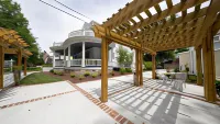 The Edenton Collection-Captain's Quarters Inn Hotels in Edenton