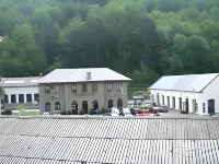 Hostal Porta de Núria Hotels in Queralbs