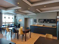 Cit'Hôtel l'Europe - Cholet Gare Hotels in Andrezé