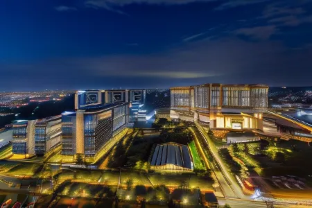 The Leela Bhartiya City Bengaluru