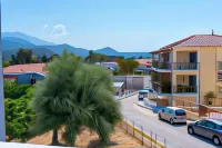 Kefalonia Lux Hotel berhampiran Cmentarz Rzymski