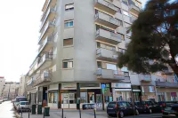 Lisbon Suite Home - 2-Star