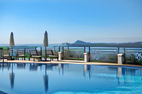 Hotel Villa Del Sogno - parking