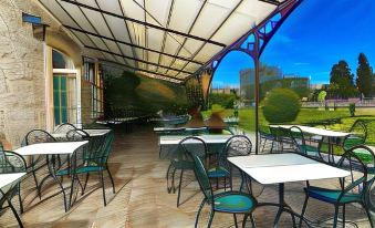 Logis Hôtel Restaurant les Minotiers