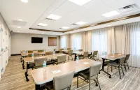 Staybridge Suites Fort Lauderdale Airport - West فنادق في ديفي