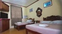 RF ANICETO MANSION Hotels in Ilocos Sur