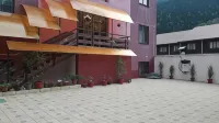 Korona Dombaj Hotel