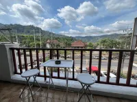84 Bar & Guesthouse
