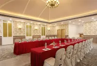 Flora Charishma Residency Aluva Hotel di Alwaye