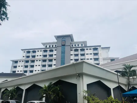 Raia Hotel Kota Kinabalu