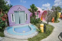HI-BI Outer space House B&B