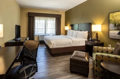 Best Western Plus Franciscan Square Inn and Suites Steubenville Hotels in Steubenville