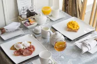 Hazeldene Guest House - breakfast