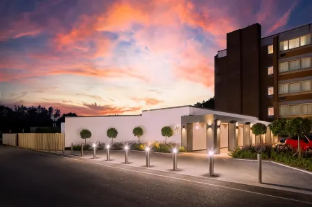 Holiday Inn London - Gatwick Airport