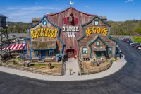 Love Shack Hotels in Sevierville