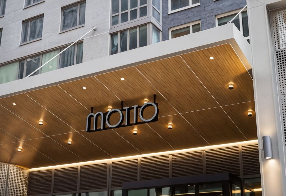 모토 바이 힐튼 뉴욕 시티 타임스 스퀘어