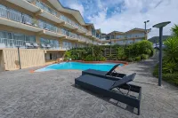 Beachcomber Inn Picton - Pools