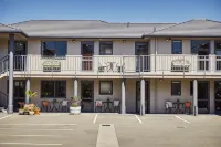 Blenheim Palms Motel