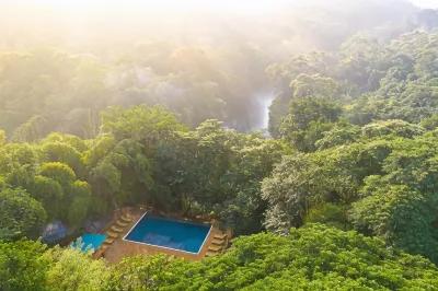 Sweet Songs Jungle Lodge Hotel di 