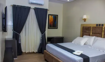 P.I.O Suites Hotel di 