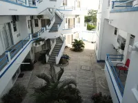 Blue Star Apartments & Hotel Hotels in The Lime