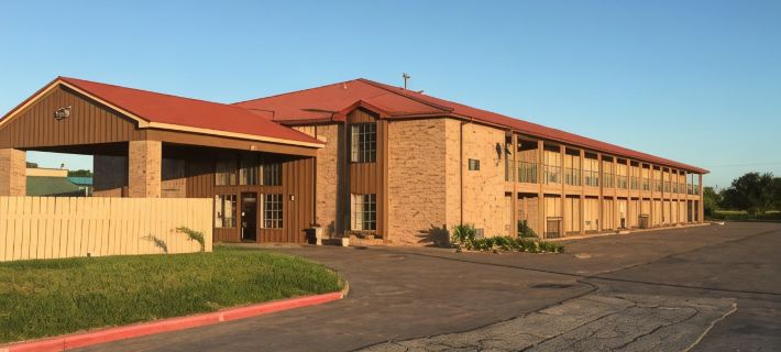Chaparral Motel Hotels in Calhoun County