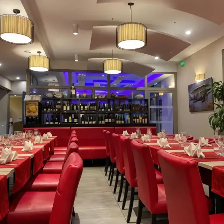 Brit Hotel Brive la Gaillarde - Restaurant la Limousine Отели в г. Мальмор
