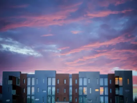 Hotel South Coast โรงแรมในเซลฟอส