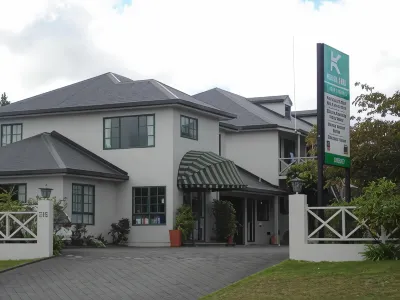 Karaka Tree Motel Hotels in 