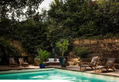 Château Latour Segur Suites & Spa Hôtels à : Saint-Seurin-sur-l'Isle