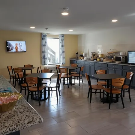 Days Inn by Wyndham Cape Carteret Near Emerald Isle
