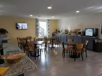 دايز إن باي ويندام كيب كارتريت نير إميرالد أيل فنادق في Emerald Isle