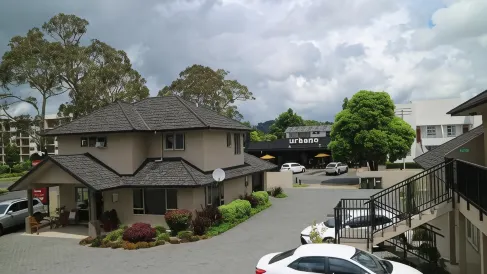 芬頓行政酒店