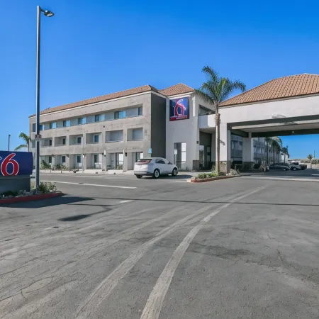 Studio 6 Suites Perris, CA