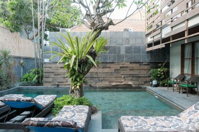 屋外プール スマランダナ ホテルの写真