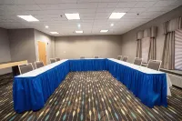 Hampton Inn Louisville-North/Clarksville Hotels in Clarksville