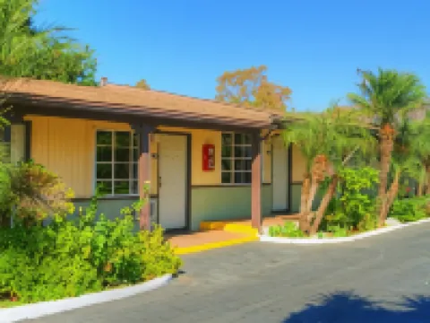 Palm Tropics Motel Hotels in Glendora