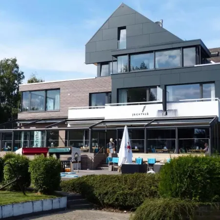 Acqua Strande Yachthotel & Restaurant
