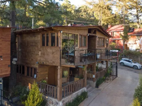 Chalet Magnolia 2, romantica cabaña con jacuzzi Mazamitla