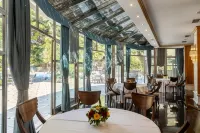 Oasis Hotel Apartments - breakfast