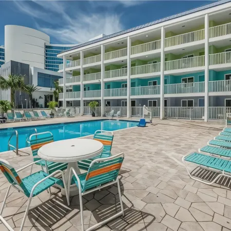 Pelican Pointe