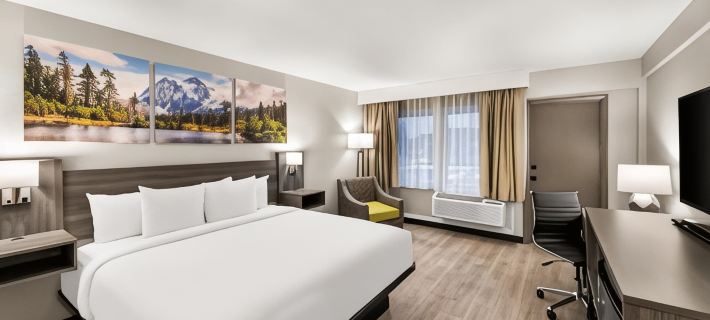Clarion Pointe Rhinelander Downtown Hotels in Oneida County